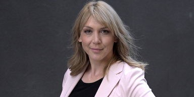 Frida Bratt, sparekonom hos Nordnet Bank, hon tycker att pensionärer med efterlevande som redan har en bra egen ekonomi kan spendera lite pengar på sig själva och unna sig medan de är pigga.